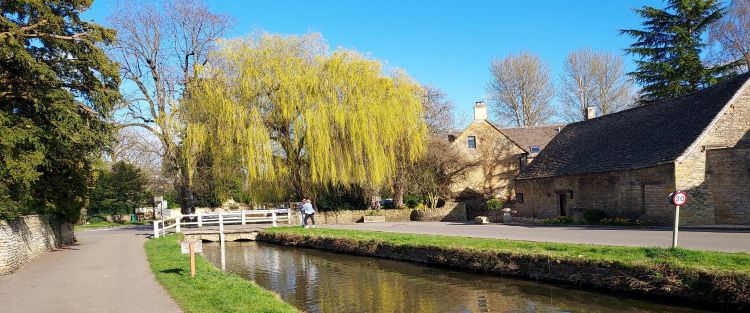 Upper Slaughter, the Cotswolds self catering holiday cottage accommodation for 6